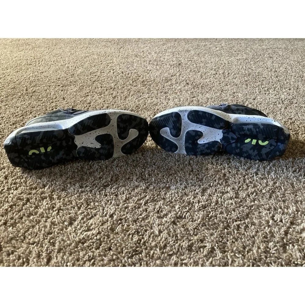Women’s Gray and Black Athletic Sneakers